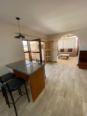 Elegante departamento junto al Museo Pumapungo con parqueadero incluido